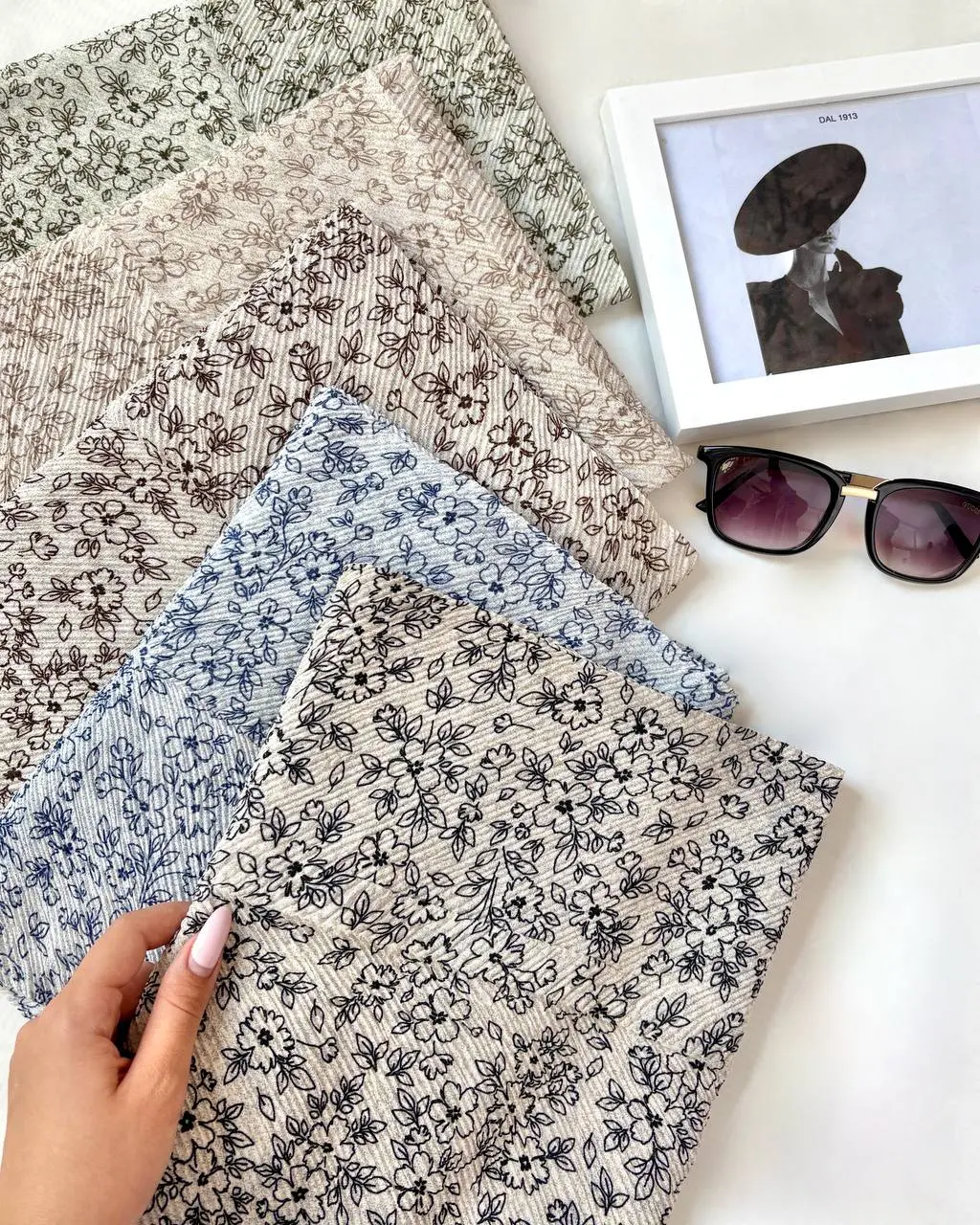 شال کریشه گل ریز